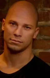 Берто Колон